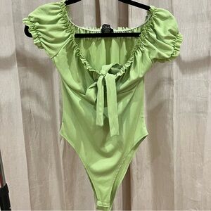 Cider - Pale Green Short Sleeve Bodysuit - US Size Medium